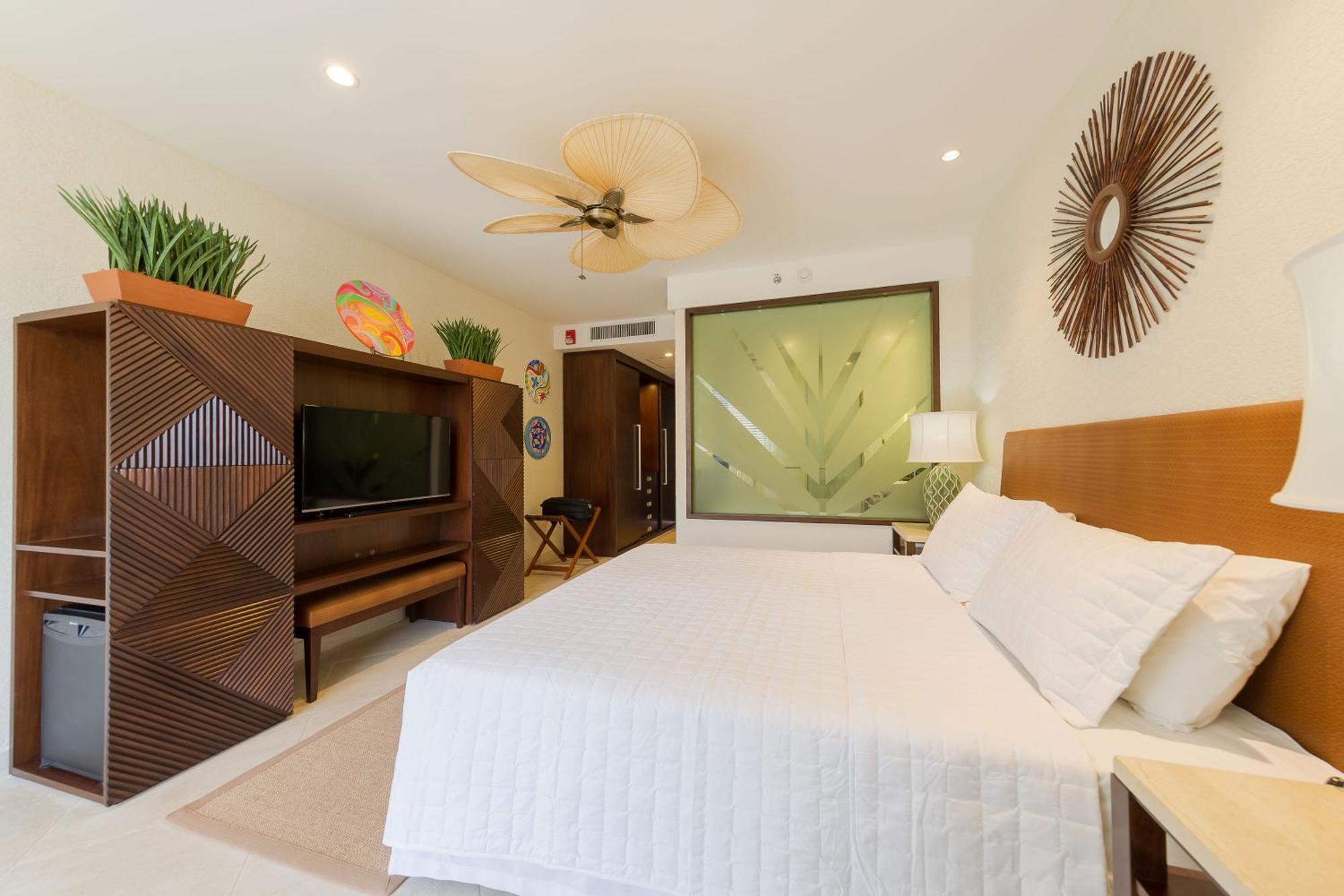 Deluxe Double Room with Bath